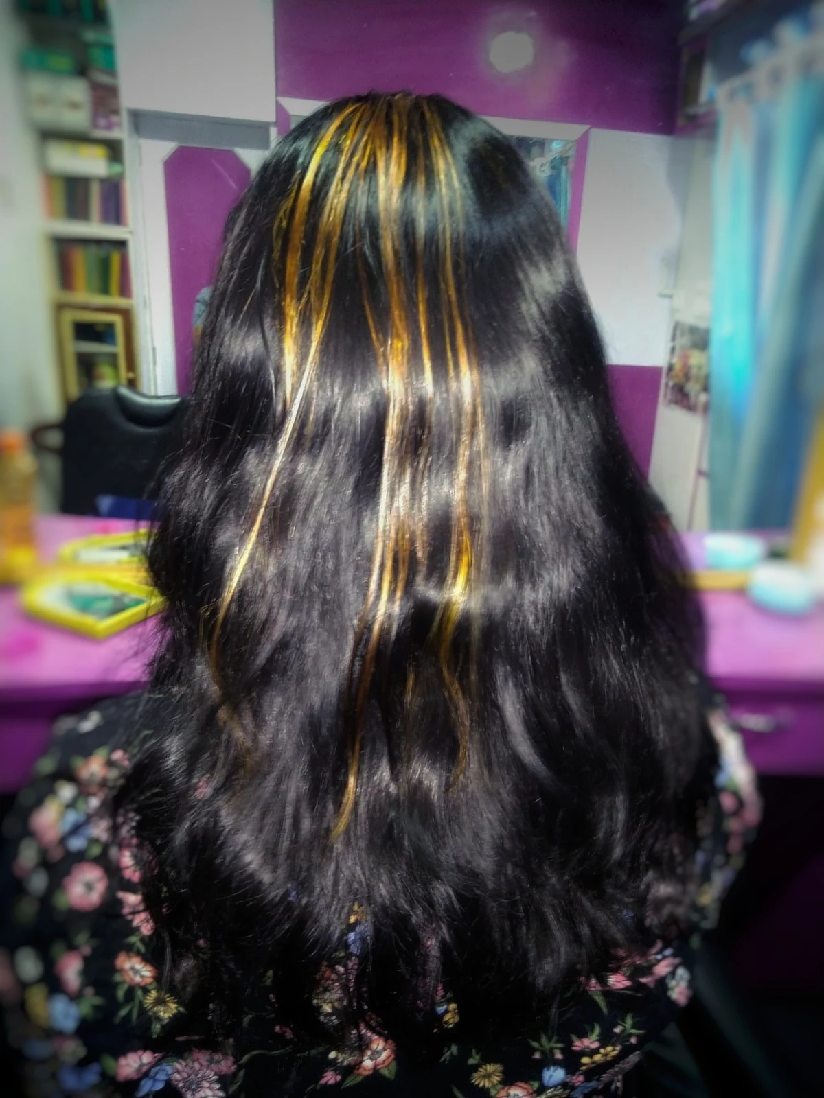 Brown and golden hair highlights by Sony Beauty Parlour in Koderma